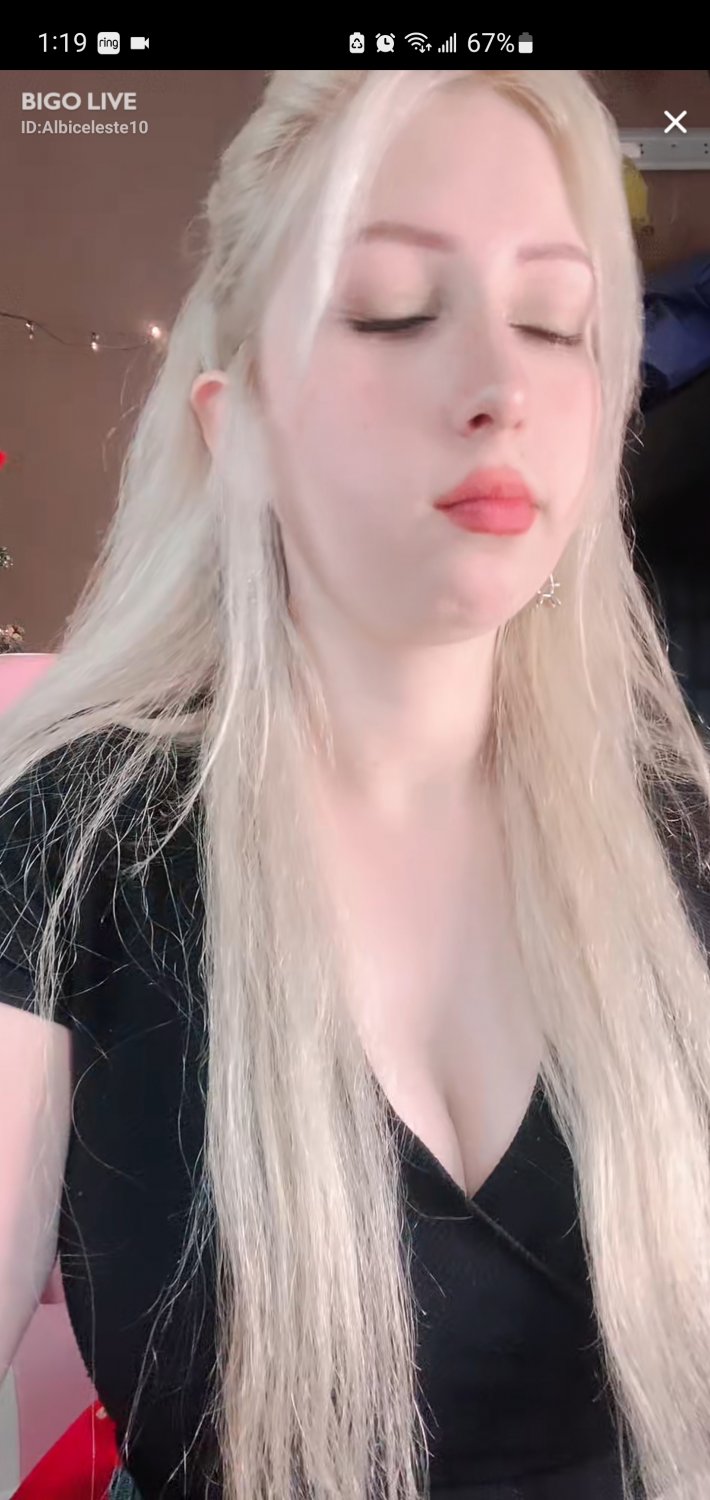 Screenshot_20241211-012056_BIGO LIVE #ha4ebfvA