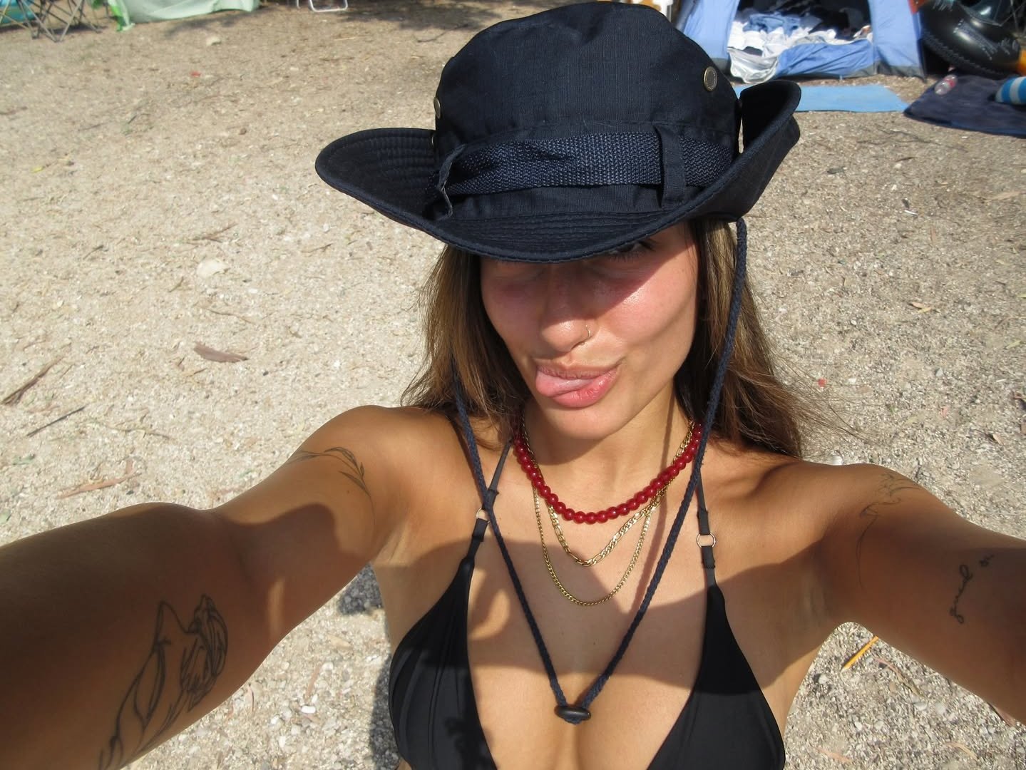 ISRAELI GIRL TITS #gAeFcFt0